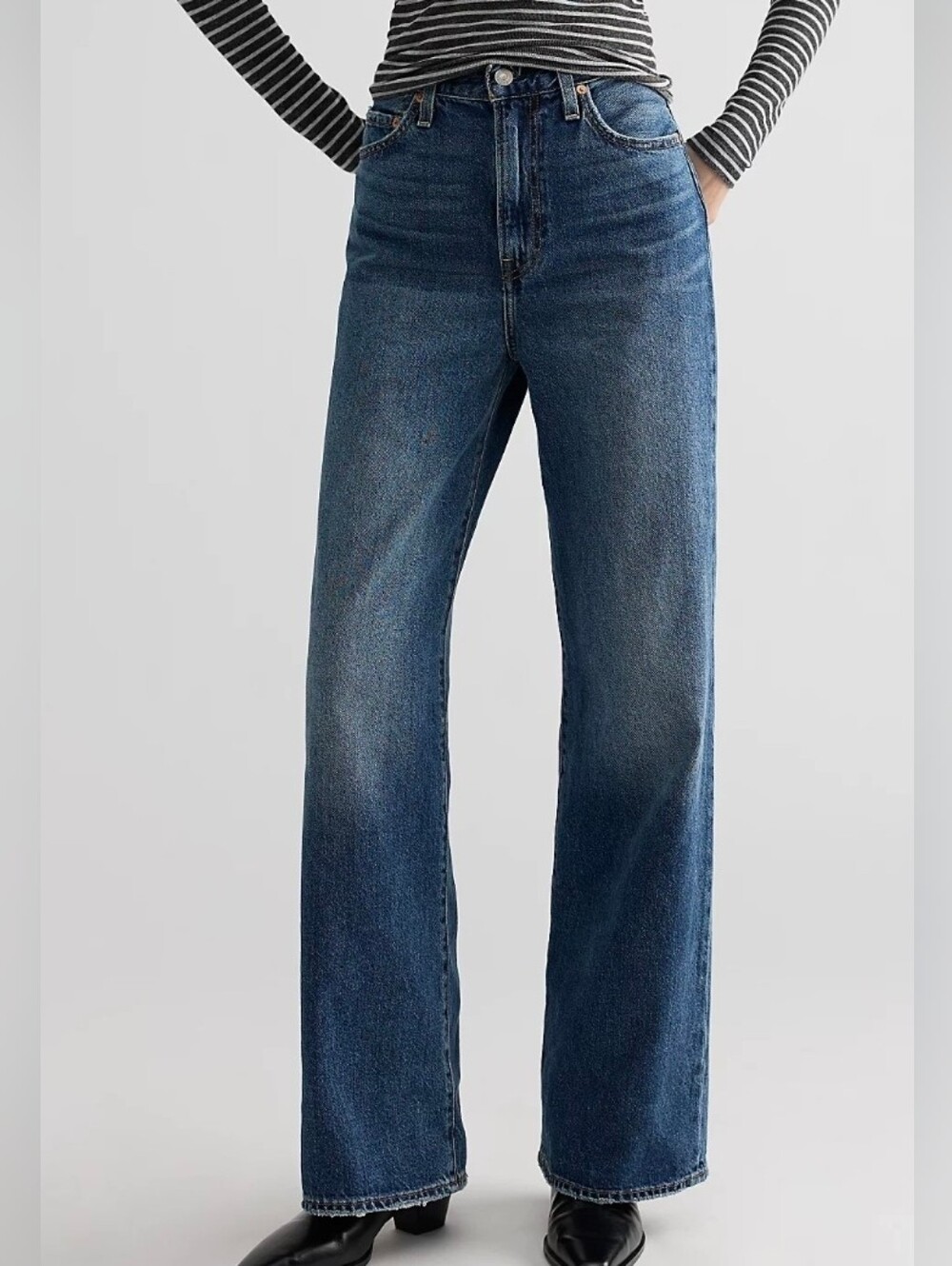 NWT Levi's Ribcage High-Rise Wide Leg Jeans in Polar Perimeter Sz 24